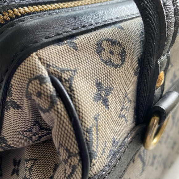 Vintage Louis Vuitton canvas bag - Picture 4 of 8